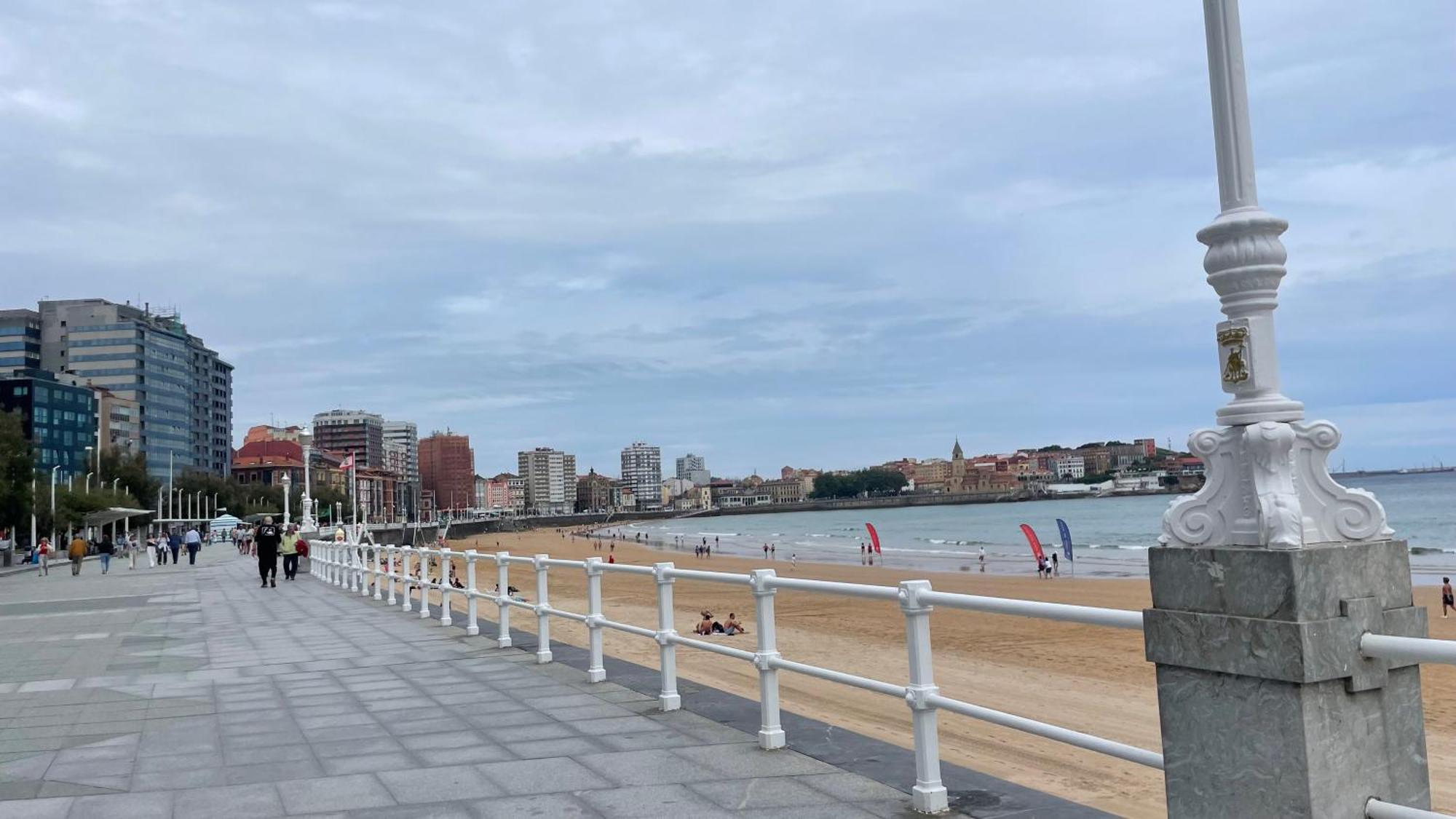 Apartamento Playa De Хихон Экстерьер фото